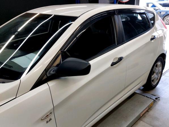 Hyundai Solaris I с пробегом 2014 года, цена 650 000 рублей, 105720 км, хэтчбек, Автокод Объявления