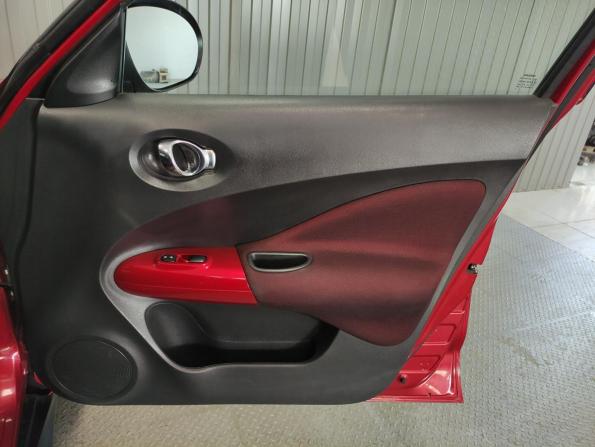 Nissan Juke I с пробегом 2012 года, цена 939 000 рублей, 158803 км, внедорожник, Автокод Объявления