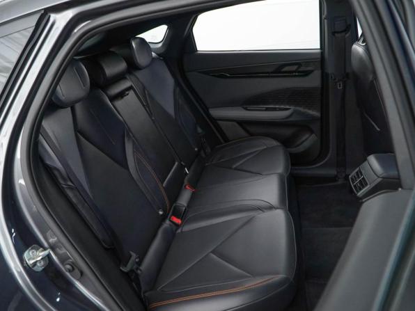 Changan UNI-V I с пробегом 2023 года, цена 2 167 077 рублей, 46192 км, лифтбек, Автокод Объявления