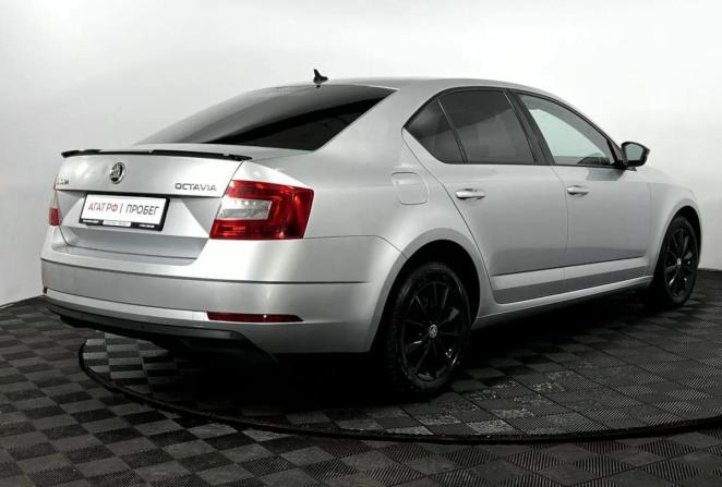 Skoda Octavia III (A7) с пробегом 2017 года, цена 1 490 000 рублей, 218136 км, лифтбек, Автокод Объявления