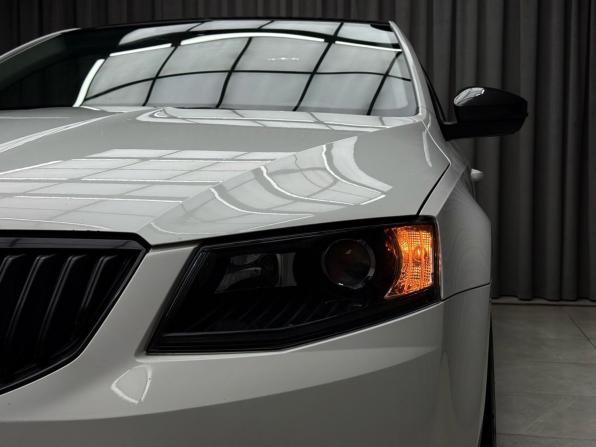 Skoda Octavia III (A7) с пробегом 2015 года, цена 1 399 000 рублей, 223000 км, лифтбек, Автокод Объявления