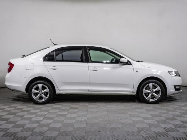 Skoda Rapid I Рестайлинг с пробегом 2017 года, цена 1 148 000 рублей, 174723 км, лифтбек, Автокод Объявления