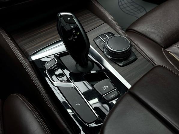 BMW 5 серии VII (G30/G31/G38) с пробегом 2020 года, цена 3 939 000 рублей, 96000 км, седан, Автокод Объявления