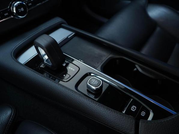 Volvo XC90 II Рестайлинг 1 с пробегом 2021 года, цена 4 799 777 рублей, 78381 км, внедорожник, Автокод Объявления