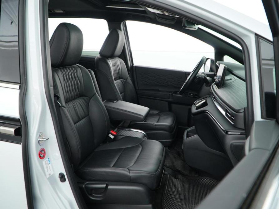 Honda Elysion II Рестайлинг 2 Москва  - изображение 8