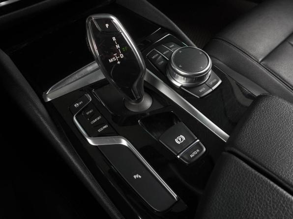 BMW 5 серии VII (G30/G31/G38) с пробегом 2018 года, цена 2 489 000 рублей, 228686 км, седан, Автокод Объявления