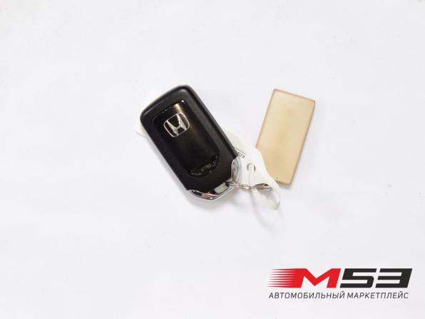 Honda Fit III Рестайлинг с пробегом 2018 года, цена 1 159 999 рублей, 57877 км, хэтчбек, Автокод Объявления