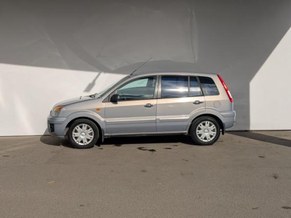Ford Fusion I Рестайлинг с пробегом 2012 года, цена 800 000 рублей, 111925 км, хэтчбек, Автокод Объявления