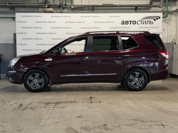 SsangYong Stavic с пробегом 2014 года, цена 1 249 000 рублей, 246000 км, минивэн, Автокод Объявления