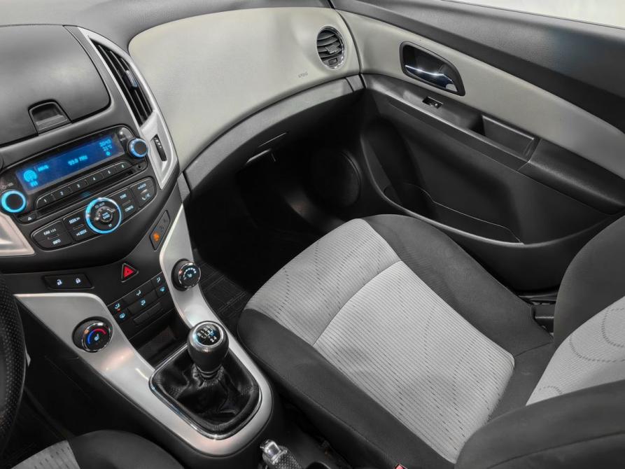 Chevrolet Cruze I Рестайлинг Новосибирск  - изображение 12