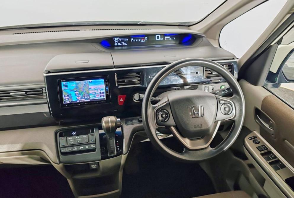 Honda Stepwgn V Ярославль  - изображение 11