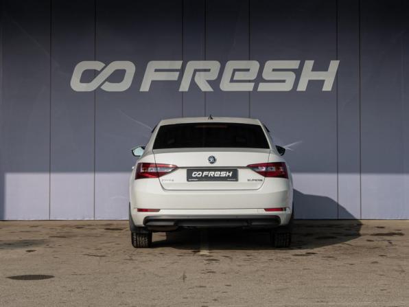 Skoda Superb III с пробегом 2016 года, цена 1 880 000 рублей, 126405 км, лифтбек, Автокод Объявления