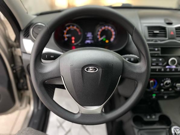 Lada (ВАЗ) Granta I Рестайлинг с пробегом 2019 года, цена 820 000 рублей, 38886 км, лифтбек, Автокод Объявления