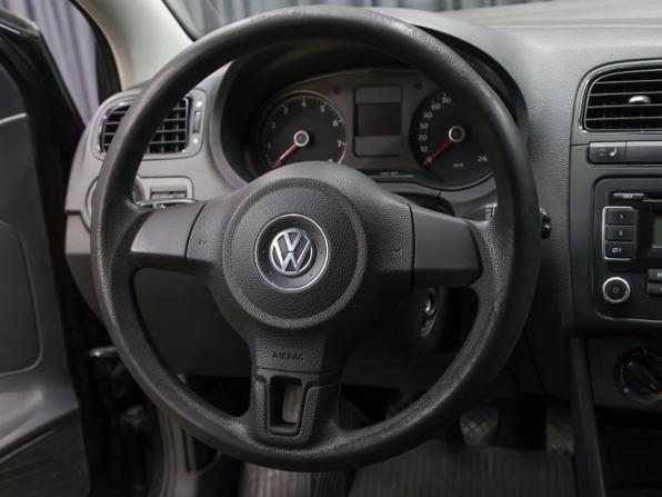 Volkswagen Polo V с пробегом 2012 года, цена 598 000 рублей, 252508 км, седан, Автокод Объявления