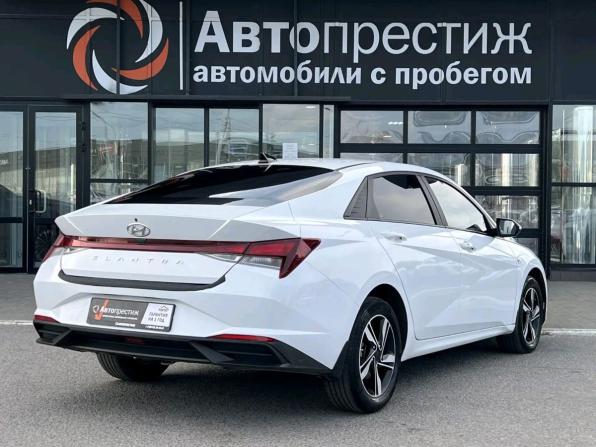 Hyundai Elantra VII (CN7) с пробегом 2021 года, цена 1 597 000 рублей, 160405 км, седан, Автокод Объявления