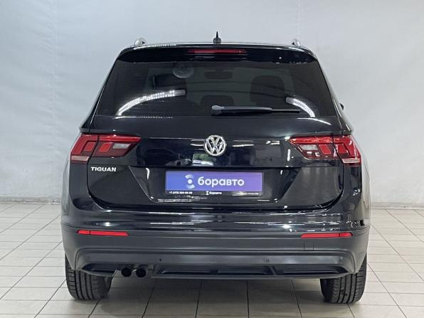 Volkswagen Tiguan II с пробегом 2018 года, цена 2 250 000 рублей, 106112 км, внедорожник, Автокод Объявления