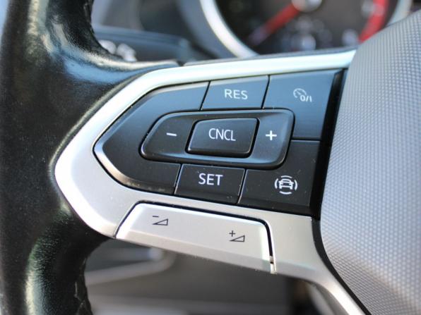 Volkswagen Tiguan II Рестайлинг с пробегом 2020 года, цена 2 519 000 рублей, 93311 км, внедорожник, Автокод Объявления