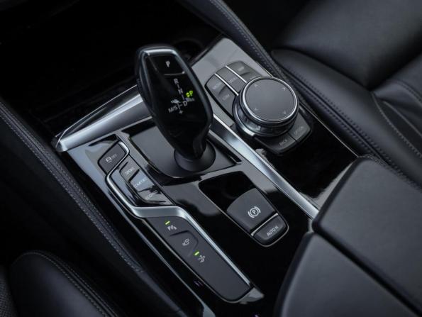BMW 6 серии IV (G32) с пробегом 2018 года, цена 3 599 000 рублей, 193186 км, лифтбек, Автокод Объявления