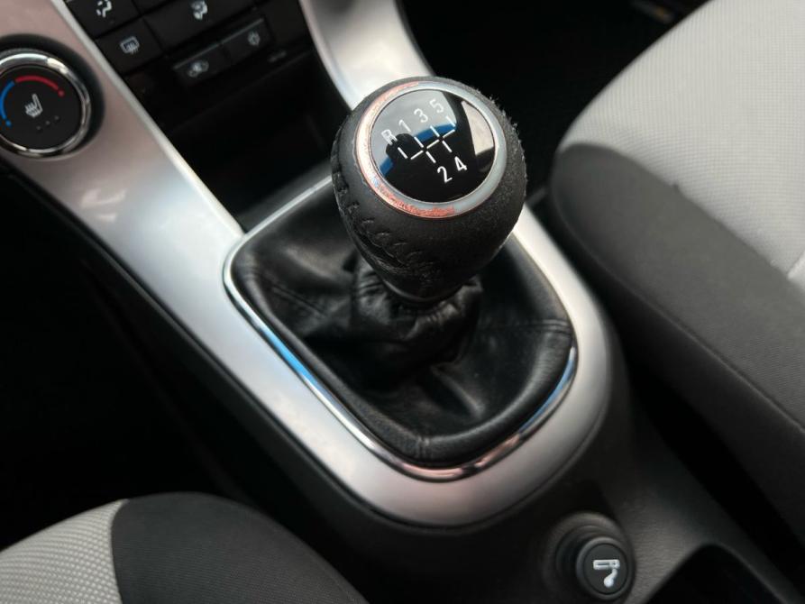 Chevrolet Cruze I Рестайлинг Волгоград  - изображение 15