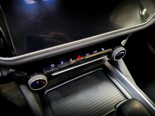 Omoda S5 с пробегом 2024 года, цена 950 000 рублей, 104631 км, седан, Автокод Объявления