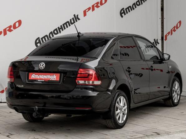 Volkswagen Polo V Рестайлинг с пробегом 2018 года, цена 715 000 рублей, 279357 км, седан, Автокод Объявления