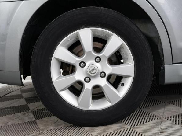 Nissan Tiida I Рестайлинг с пробегом 2013 года, цена 730 000 рублей, 240000 км, седан, Автокод Объявления