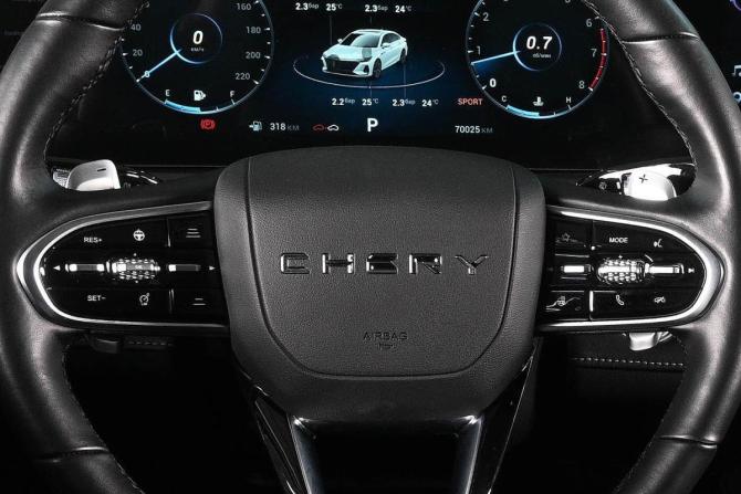Chery Arrizo 8 с пробегом 2023 года, цена 2 099 000 рублей, 70025 км, седан, Автокод Объявления
