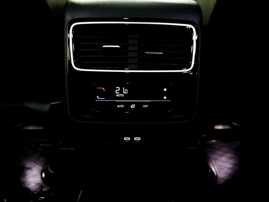 Volkswagen Tavendor I Москва  - изображение 17