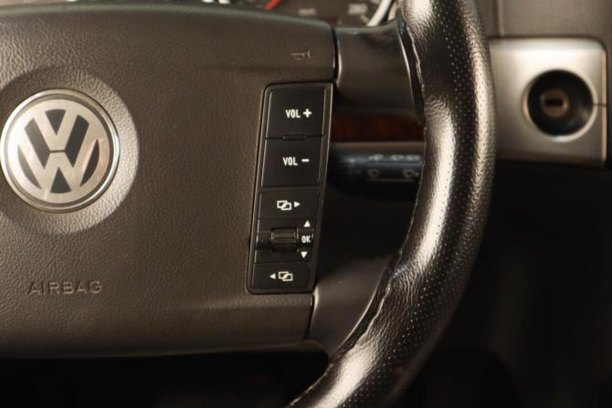 Volkswagen Touareg I Рестайлинг с пробегом 2008 года, цена 1 109 000 рублей, 232000 км, внедорожник, Автокод Объявления