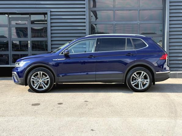 Volkswagen Tiguan II Рестайлинг с пробегом 2021 года, цена 3 690 000 рублей, 68148 км, внедорожник, Автокод Объявления