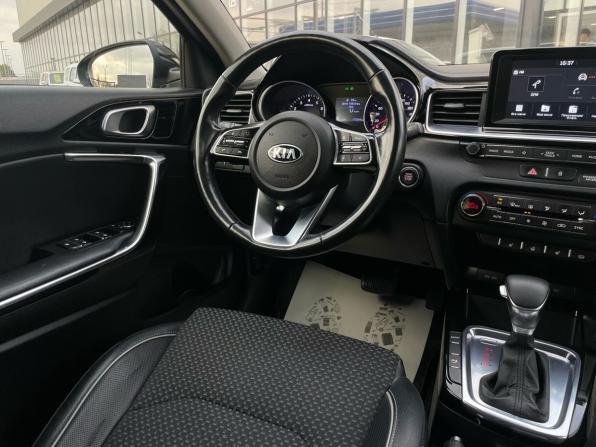 Kia Ceed III с пробегом 2019 года, цена 1 387 000 рублей, 172800 км, универсал, Автокод Объявления