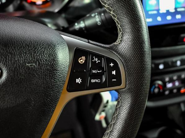 Lada (ВАЗ) Vesta I с пробегом 2022 года, цена 1 030 000 рублей, 109387 км, седан, Автокод Объявления