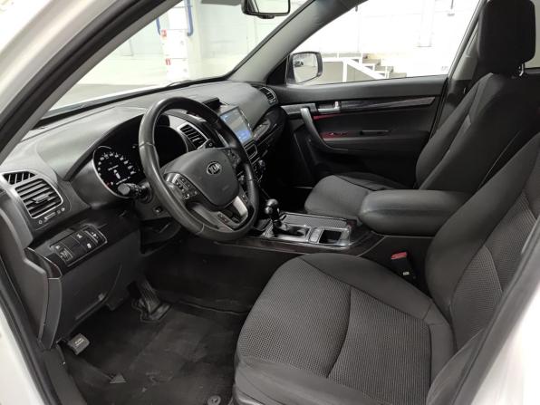 Kia Sorento II Рестайлинг с пробегом 2019 года, цена 1 950 000 рублей, 195106 км, внедорожник, Автокод Объявления