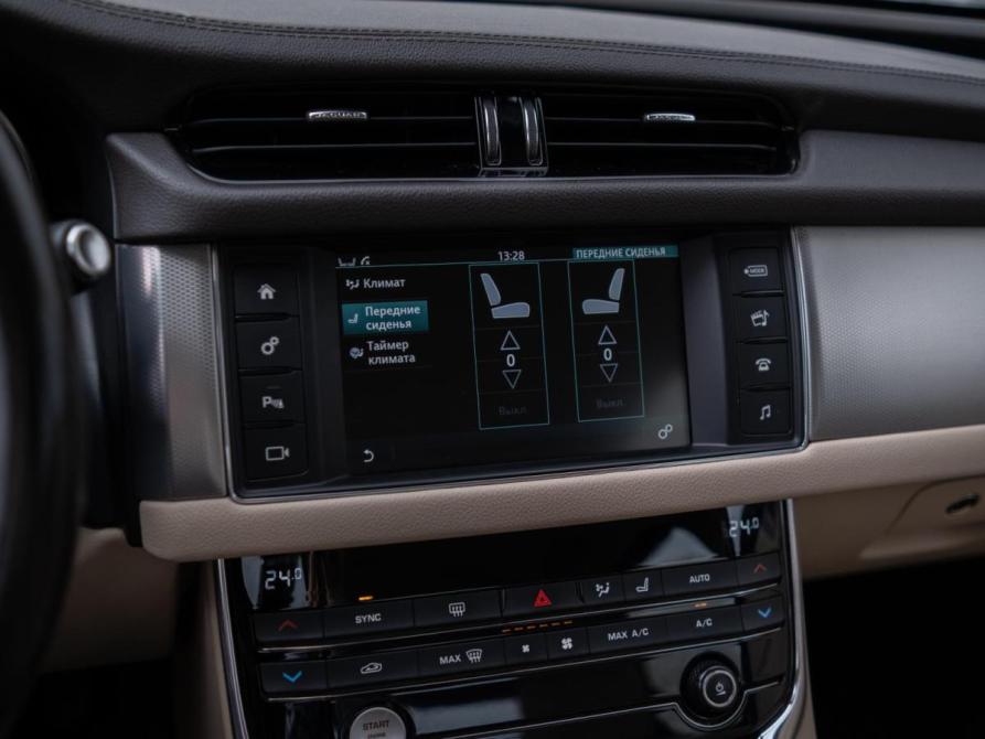 Jaguar XF II Сочи  - изображение 16