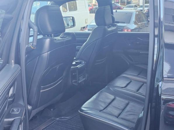 Ram 1500 V с пробегом 2022 года, цена 6 599 000 рублей, 172501 км, offers.body_type.unknown, Автокод Объявления
