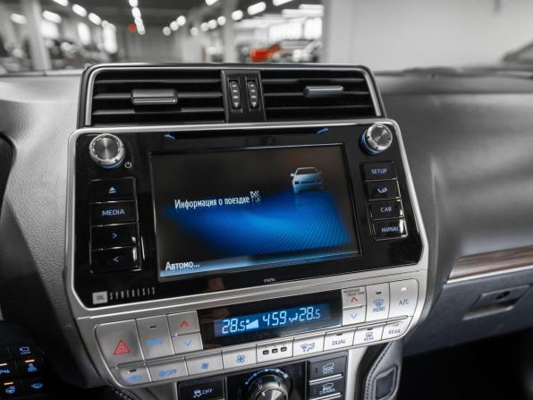 Toyota Land Cruiser Prado 150 Series Рестайлинг 2 с пробегом 2018 года, цена 4 850 000 рублей, 207932 км, внедорожник, Автокод Объявления