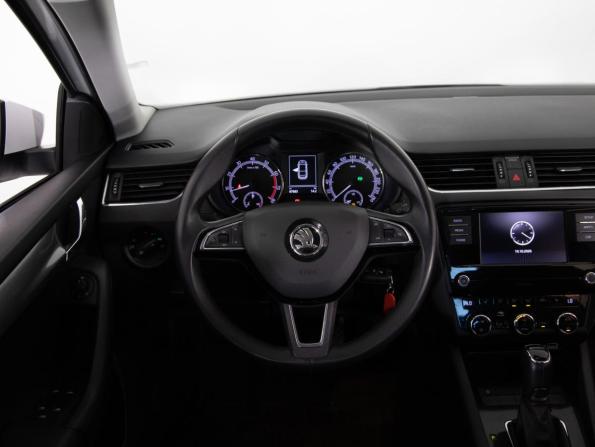 Skoda Octavia III (A7) Рестайлинг с пробегом 2018 года, цена 1 599 000 рублей, 87000 км, лифтбек, Автокод Объявления