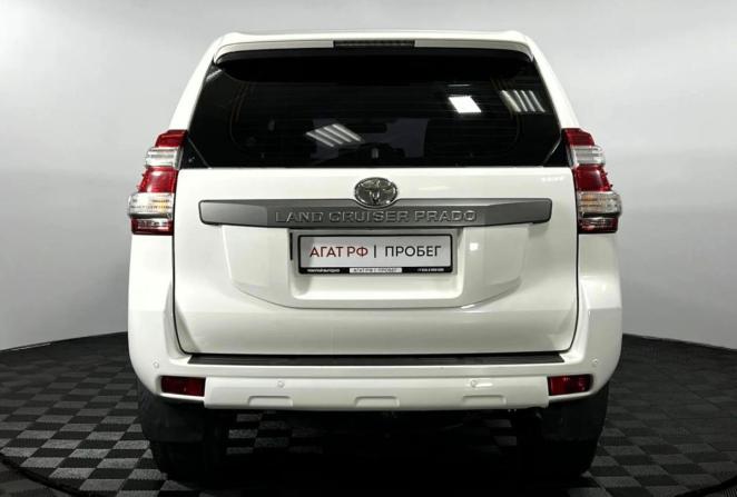 Toyota Land Cruiser Prado 150 Series Рестайлинг 1 с пробегом 2016 года, цена 3 600 000 рублей, 178869 км, внедорожник, Автокод Объявления