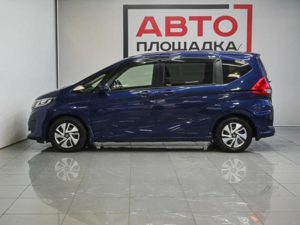 Honda Freed II с пробегом 2017 года, цена 1 399 000 рублей, 132187 км, компактвэн, Автокод Объявления