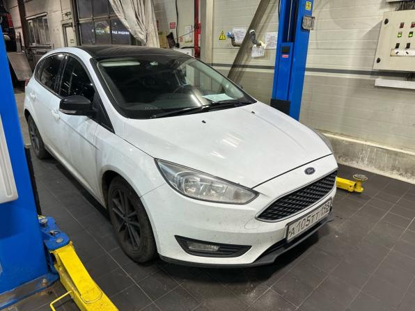Ford Focus III Рестайлинг с пробегом 2017 года, цена 1 059 000 рублей, 165929 км, хэтчбек, Автокод Объявления