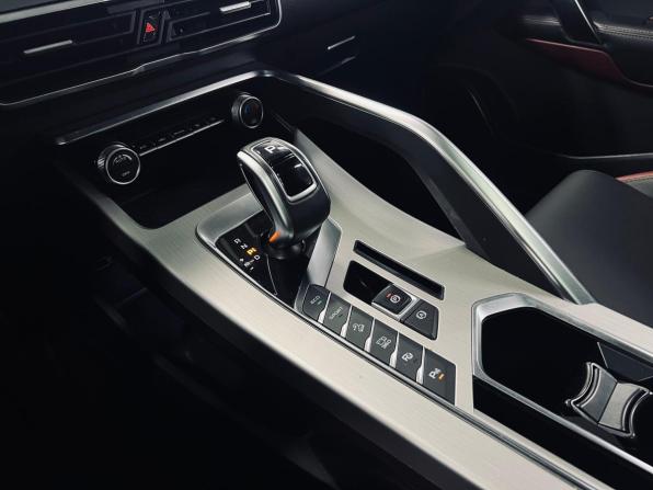 Geely Coolray I с пробегом 2021 года, цена 1 570 000 рублей, 53000 км, внедорожник, Автокод Объявления