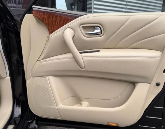 Infiniti QX80 I Рестайлинг с пробегом 2015 года, цена 2 490 000 рублей, 169800 км, внедорожник, Автокод Объявления