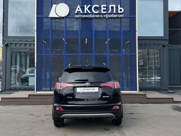 Toyota RAV4 IV (XA40) Рестайлинг с пробегом 2017 года, цена 2 099 000 рублей, 122456 км, внедорожник, Автокод Объявления