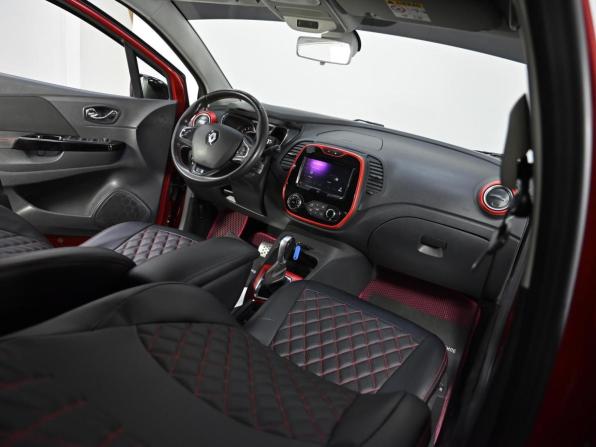 Renault Kaptur I с пробегом 2018 года, цена 1 099 000 рублей, 165000 км, внедорожник, Автокод Объявления