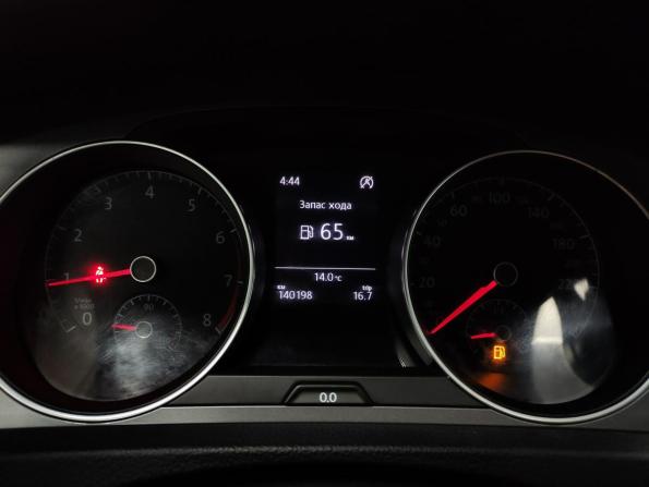 Volkswagen Golf VII с пробегом 2014 года, цена 850 000 рублей, 140197 км, хэтчбек, Автокод Объявления