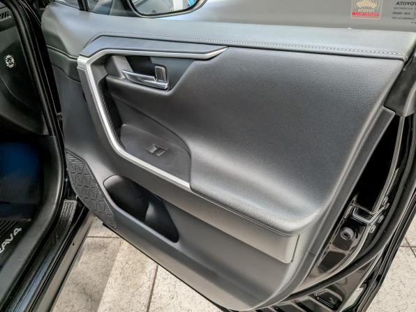 Toyota RAV4 V (XA50) с пробегом 2021 года, цена 3 795 000 рублей, 76500 км, внедорожник, Автокод Объявления