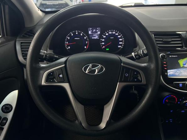 Hyundai Solaris I Рестайлинг с пробегом 2015 года, цена 845 000 рублей, 155000 км, седан, Автокод Объявления