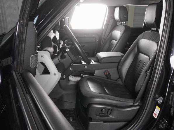 Land Rover Defender II с пробегом 2020 года, цена 7 569 000 рублей, 66105 км, внедорожник, Автокод Объявления