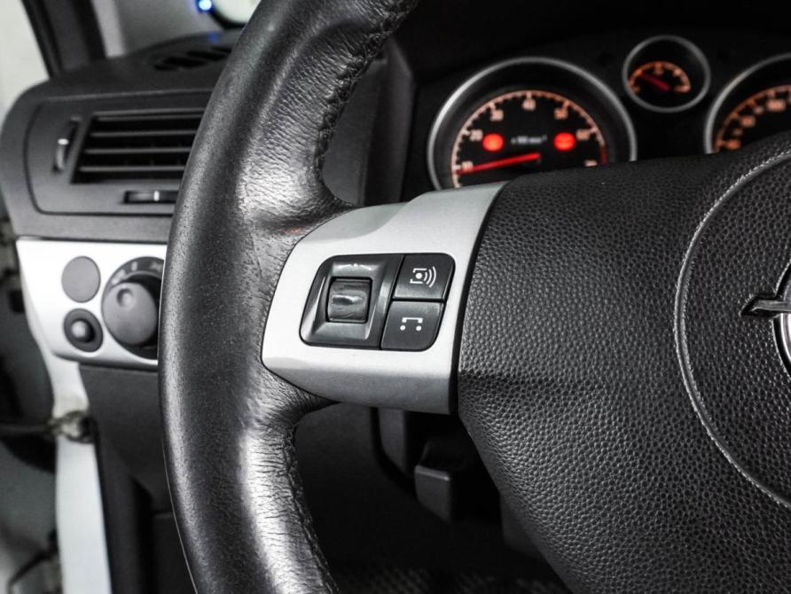 Opel Astra H Рестайлинг Воронеж  - изображение 15