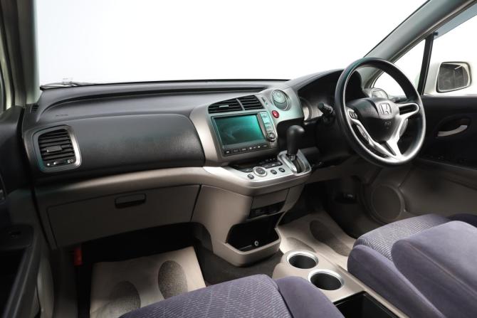 Honda Stream II Рестайлинг с пробегом 2010 года, цена 1 299 000 рублей, 120000 км, компактвэн, Автокод Объявления